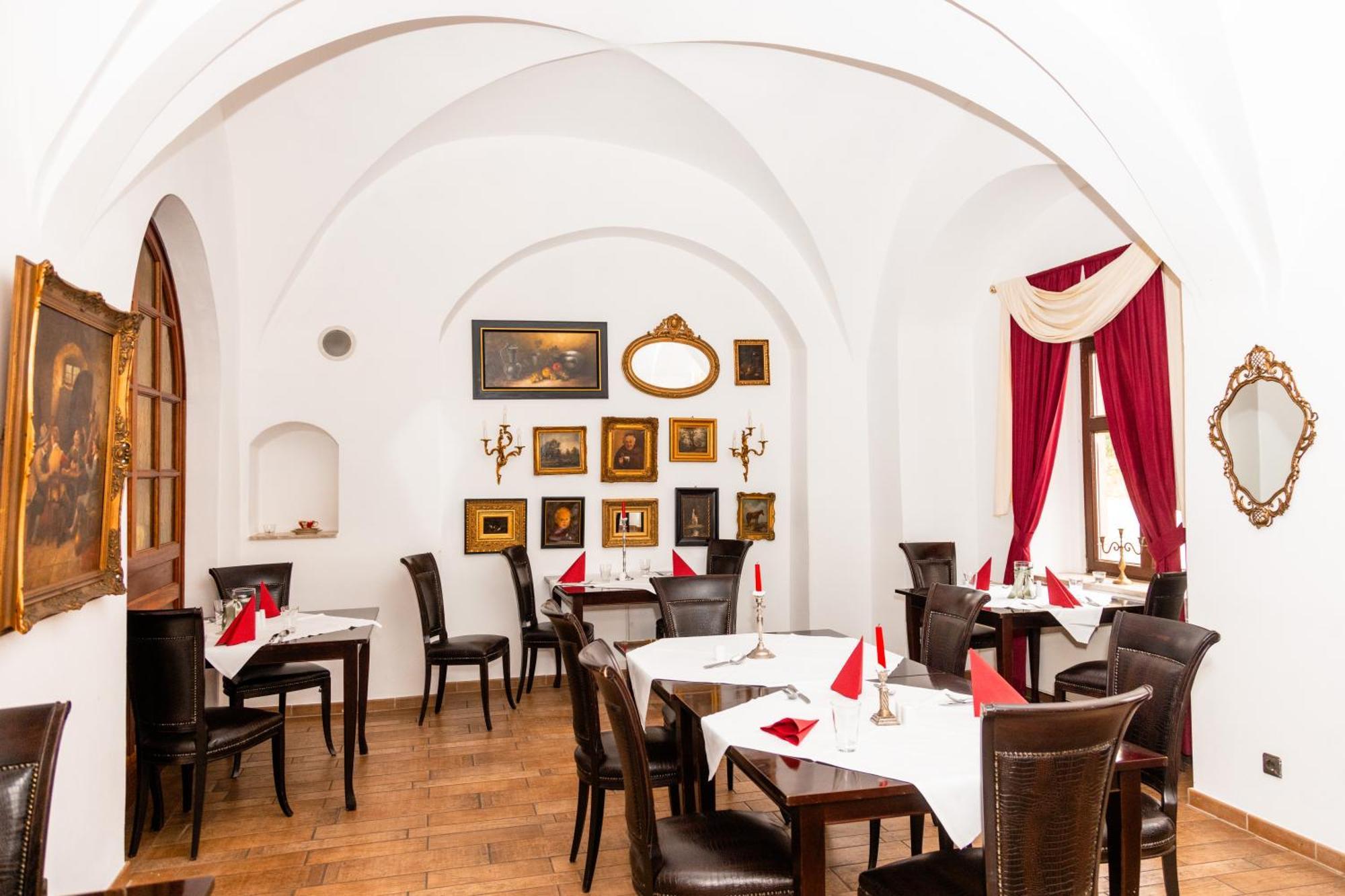 Hotel Schloss Schkopau Eksteriør bilde